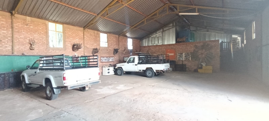 10 Bedroom Property for Sale in Boshof Free State